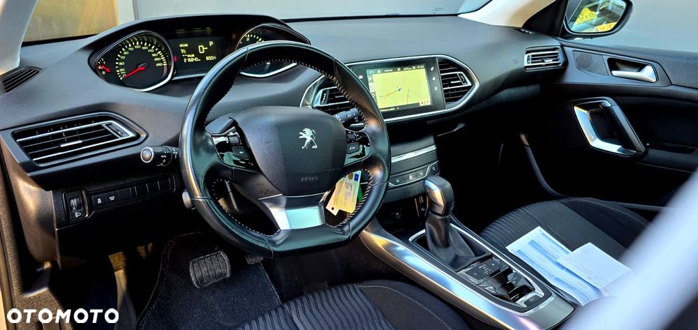 Peugeot 308 BlueHDi FAP 150 EAT6 Stop & Start Allure - 25