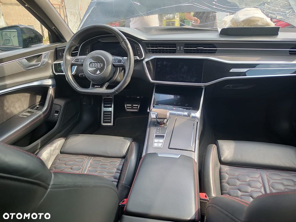 Audi RS6 - 25