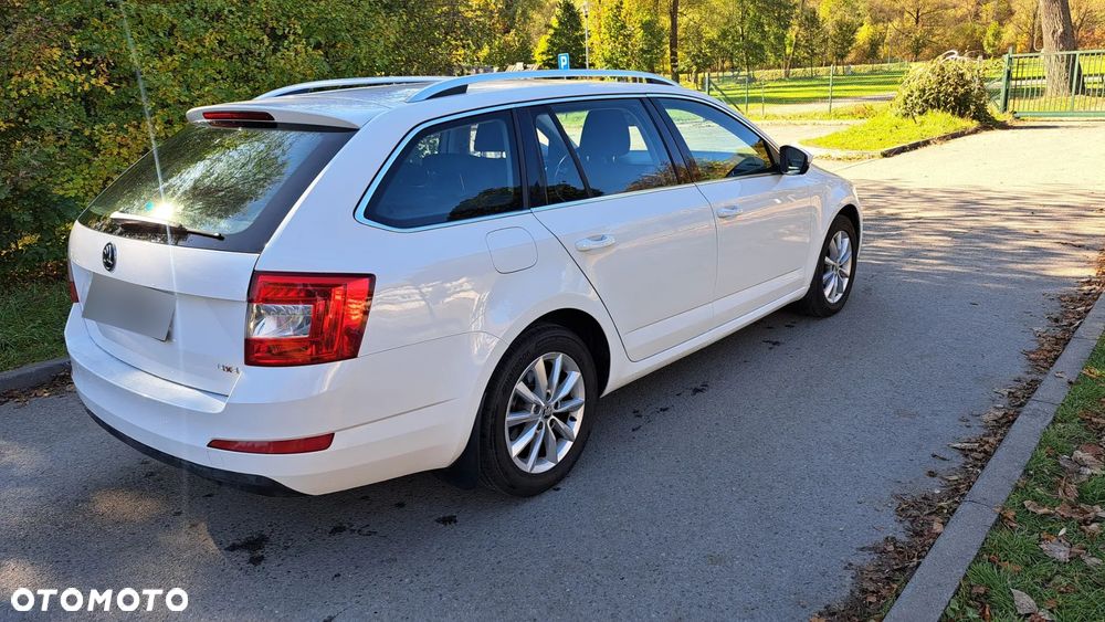 Skoda Octavia 1.6 TDI 4x4 Elegance - 17
