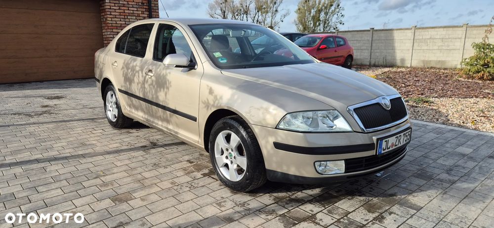 Skoda Octavia 1.6 Active - 2