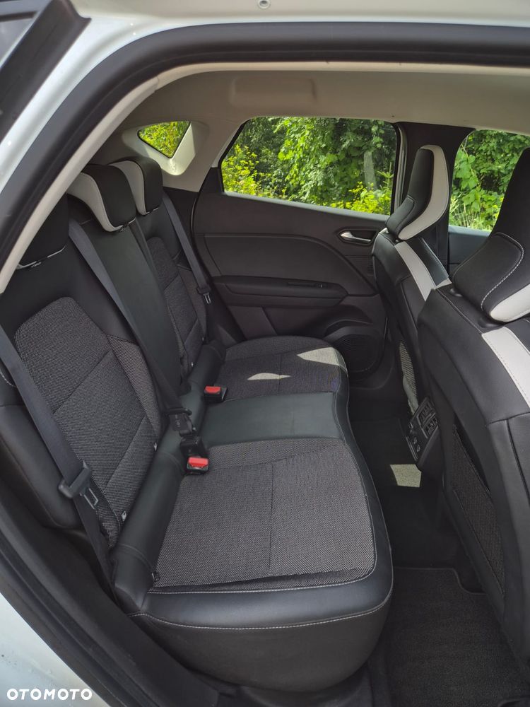 Renault Captur E-TECH Full 145 TECHNO - 16