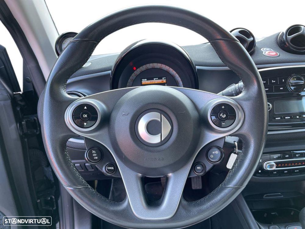 Smart ForTwo Coupé EQ passion - 13