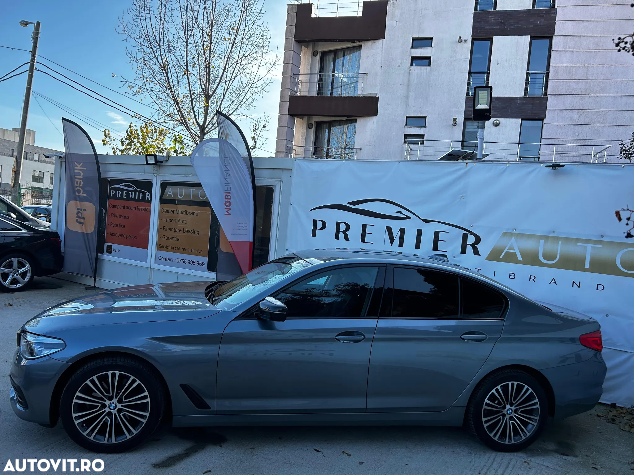 BMW Seria 5 520d Aut. Sport Line - 2