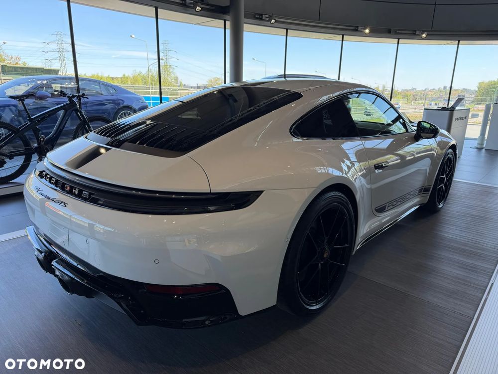Porsche 911 - 6