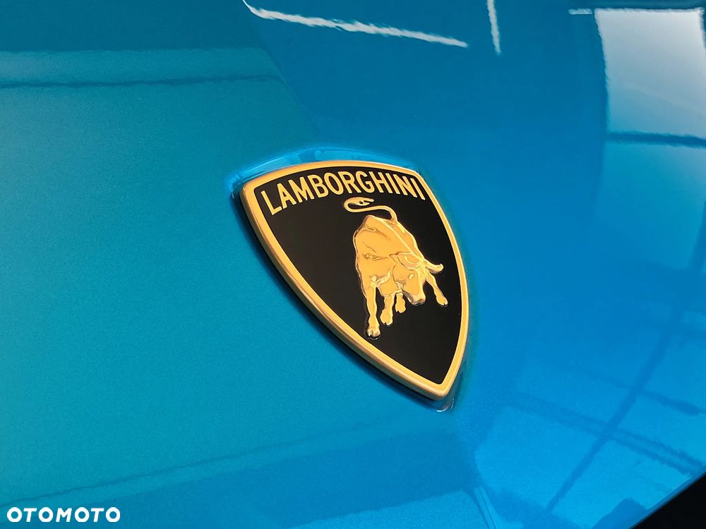 Lamborghini Urus - 16
