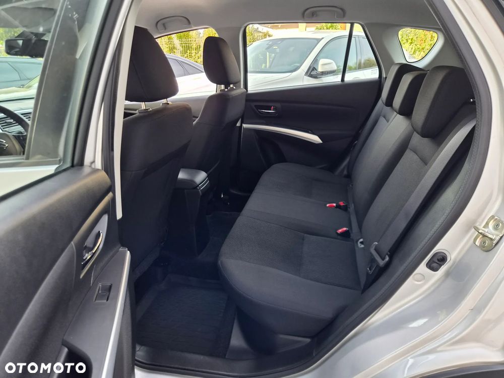 Suzuki SX4 S-Cross - 16