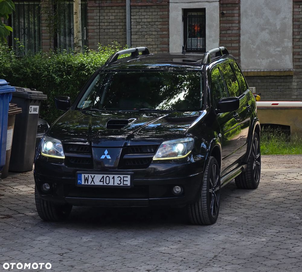 Mitsubishi Outlander 2.0 Turbo - 13