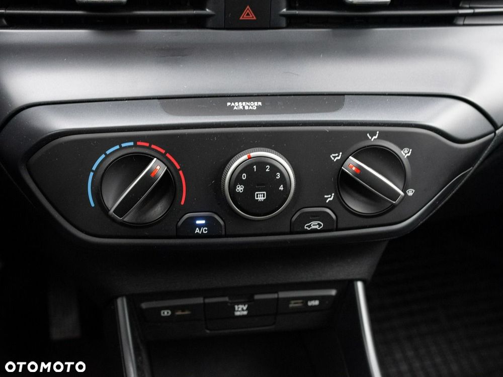 Hyundai i20 1.2 Pure - 17