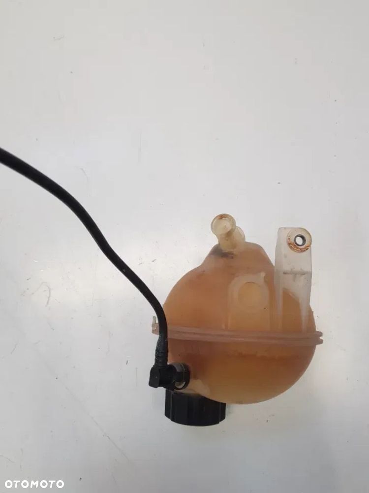 zbiorniczek wyrównawczy Citroen c4 1.6 benzyna - 3