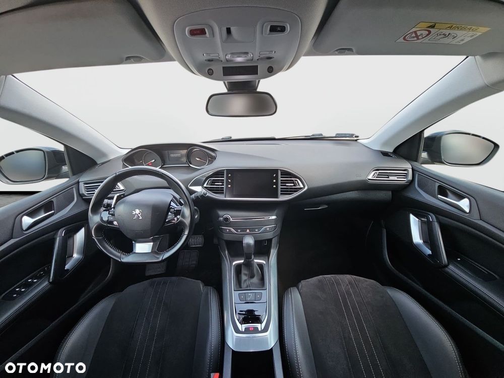 Peugeot 308 - 10