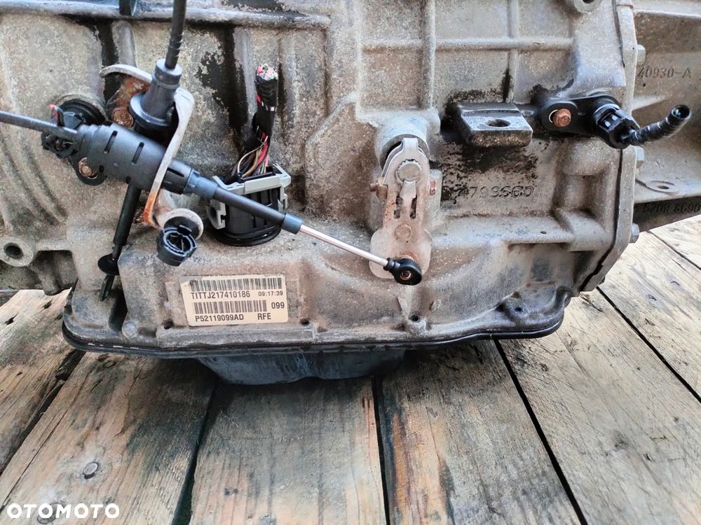 JEEP GRAND CHEROKEE  4.7 V8 WJ SKRZYNIA AUTOMATYCZNA P52119099AD - 2