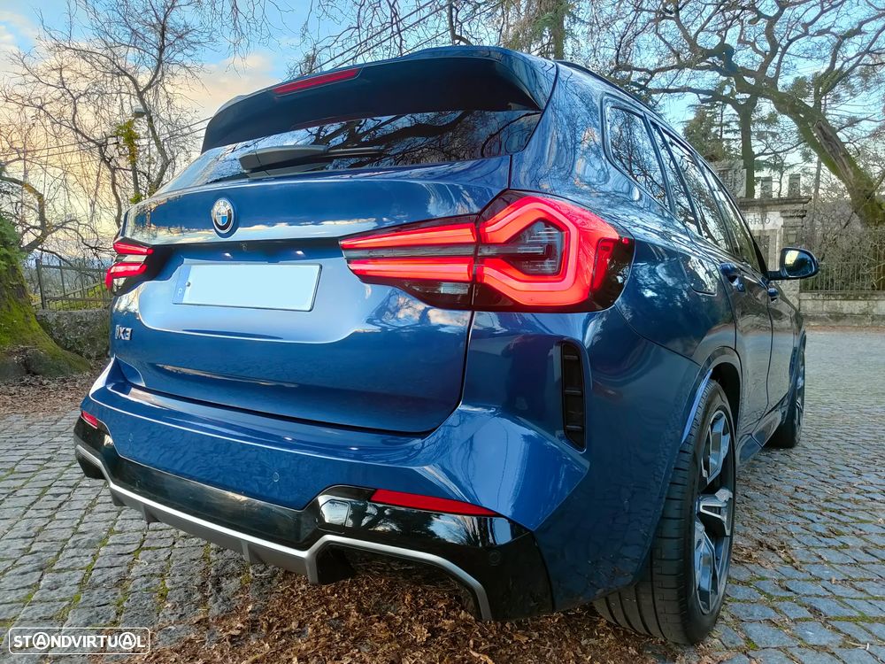 BMW iX3 M Sport Inspiring - 25