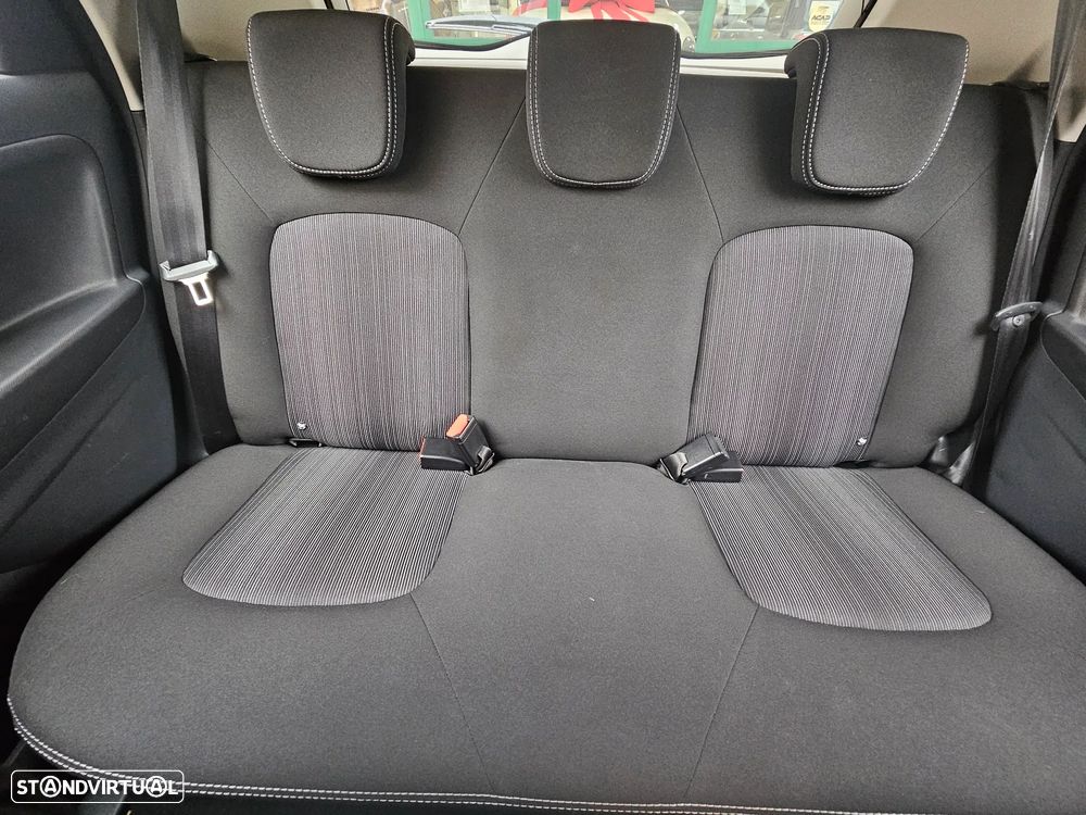 Renault Zoe (c/ Bateria) Limited 40 - 13