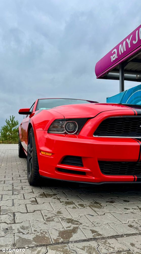 Ford Mustang 3.7 V6 Premium - 3