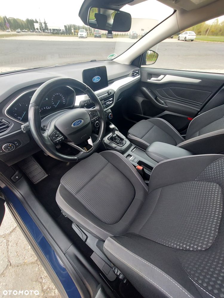 Ford Focus - 8
