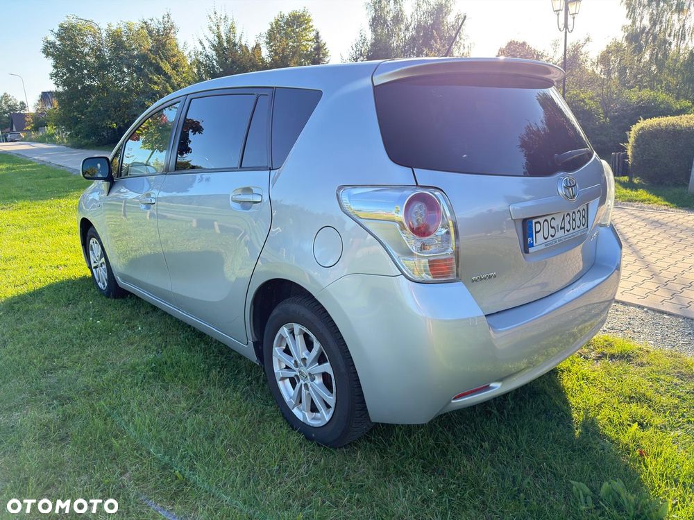Toyota Verso 2.0 D-4D Sol plus - 7