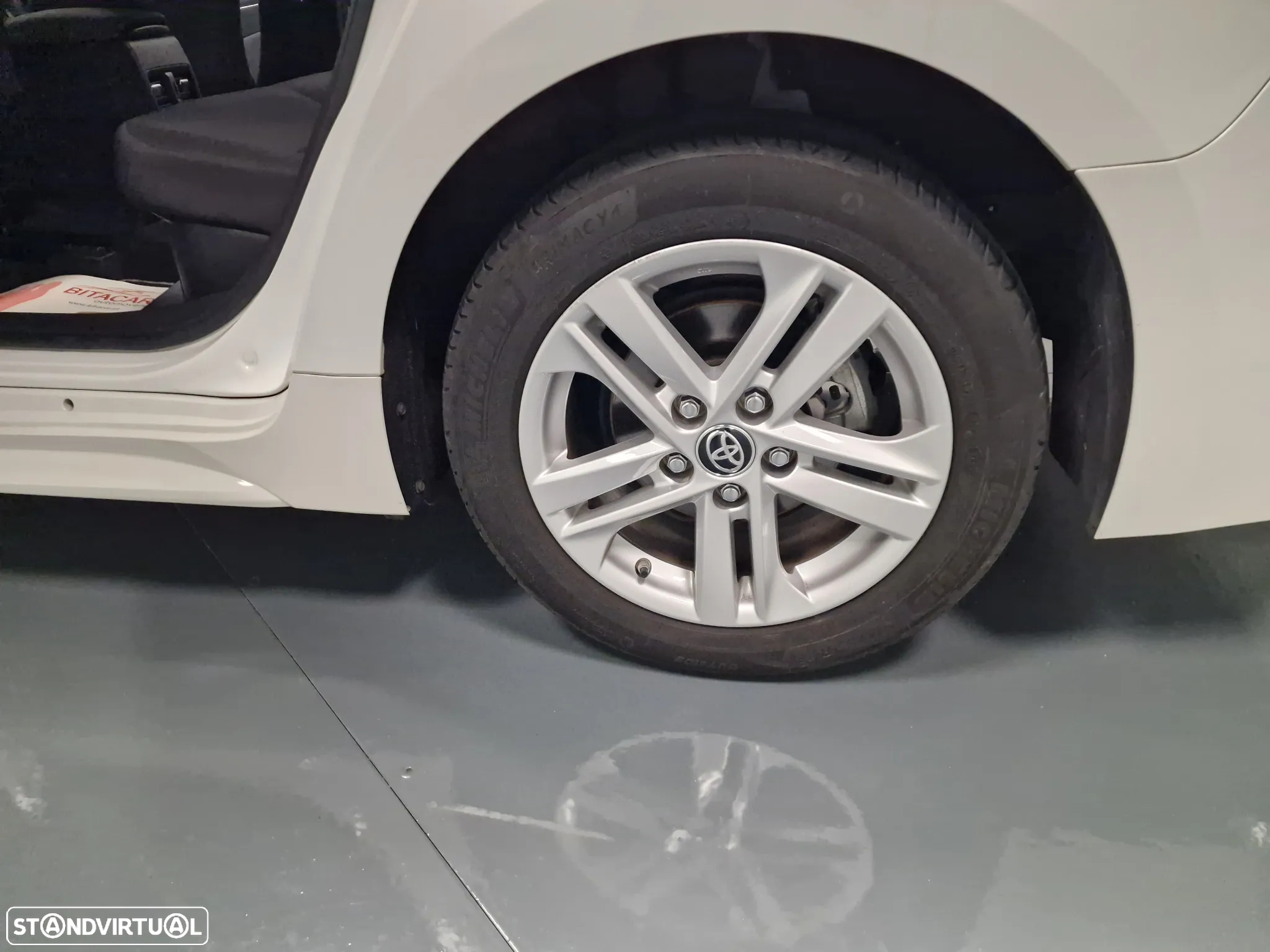 Toyota Corolla Touring Sports 1.8 Hybrid Comfort - 18