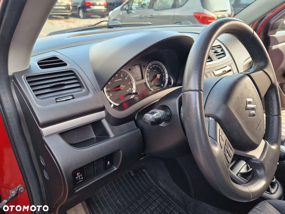 Suzuki Swift 1.2 4x4 Club - 30