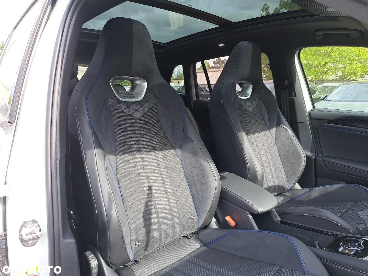 Volkswagen Tiguan - 24