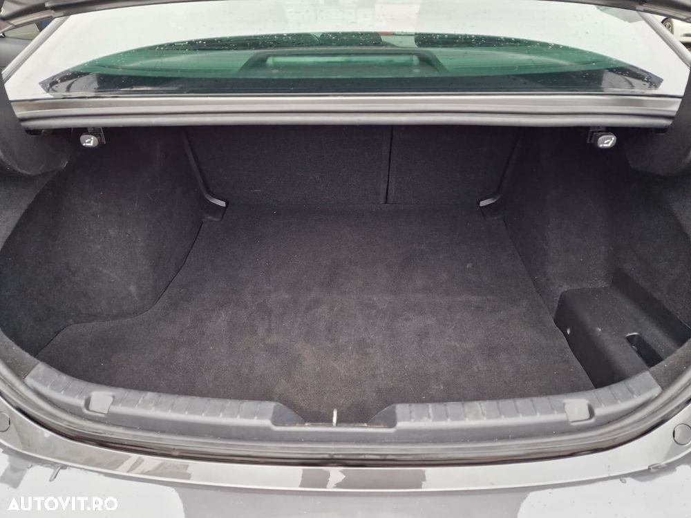 Mazda 3 e-Skyactiv G122 AT MHEV Plus - 10