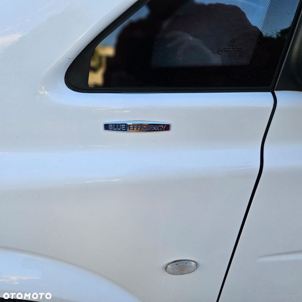 Mercedes-Benz Vito - 15