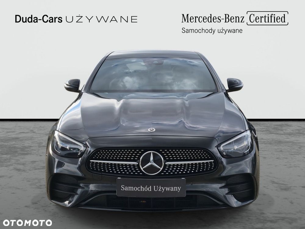 Mercedes-Benz Klasa E - 9
