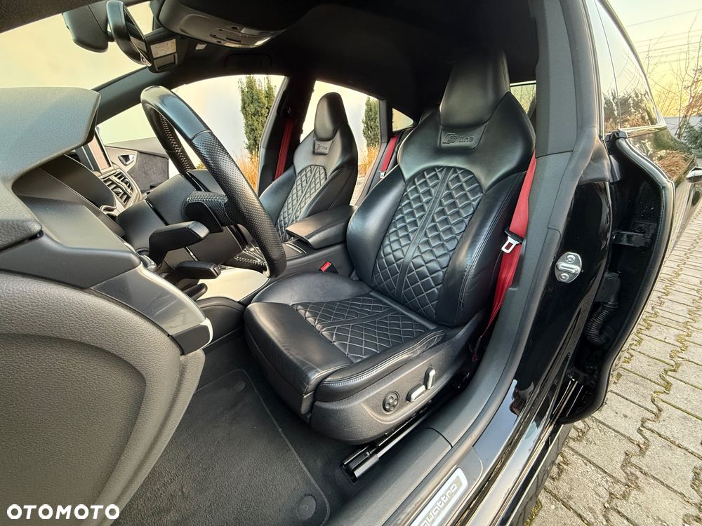 Audi A7 Sportback - 16