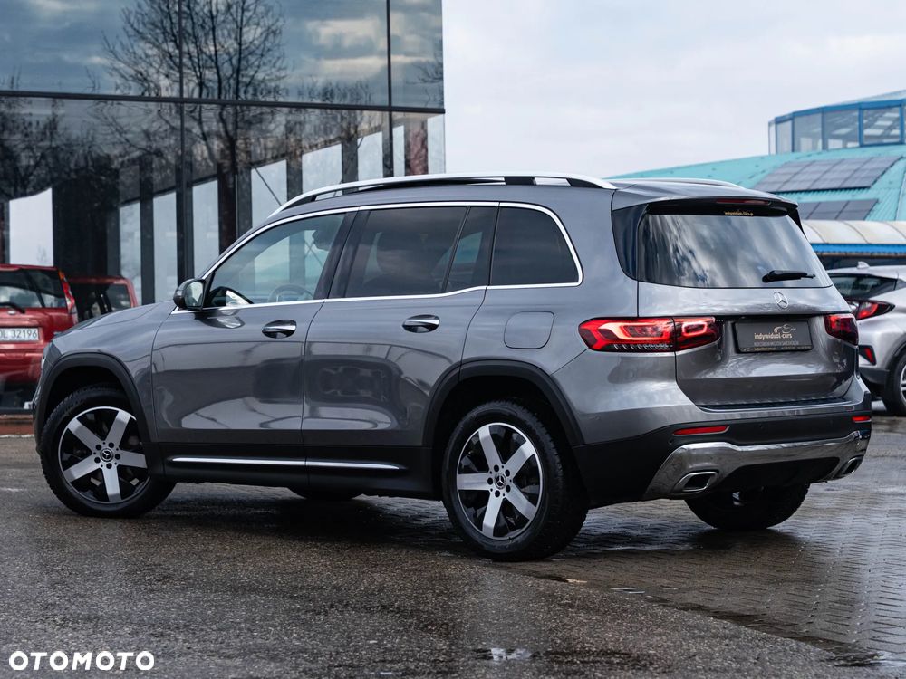 Mercedes-Benz GLB 200 d 8G-DCT Progressive - 11