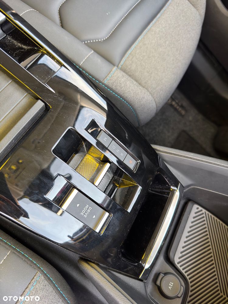 Citroën C4 PureTech 130 Stop&Start EAT8 MAX - 29