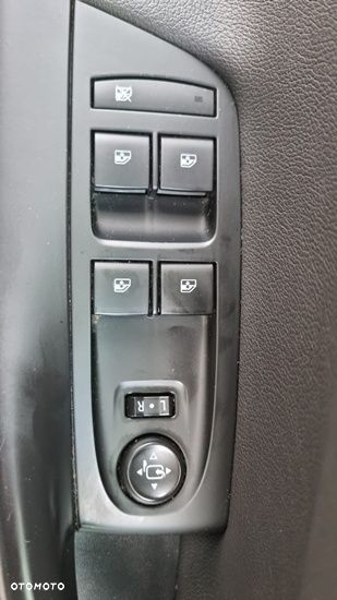 Opel Astra 1.6 BiTurbo D (CDTI) Start/Stop Innovation - 19