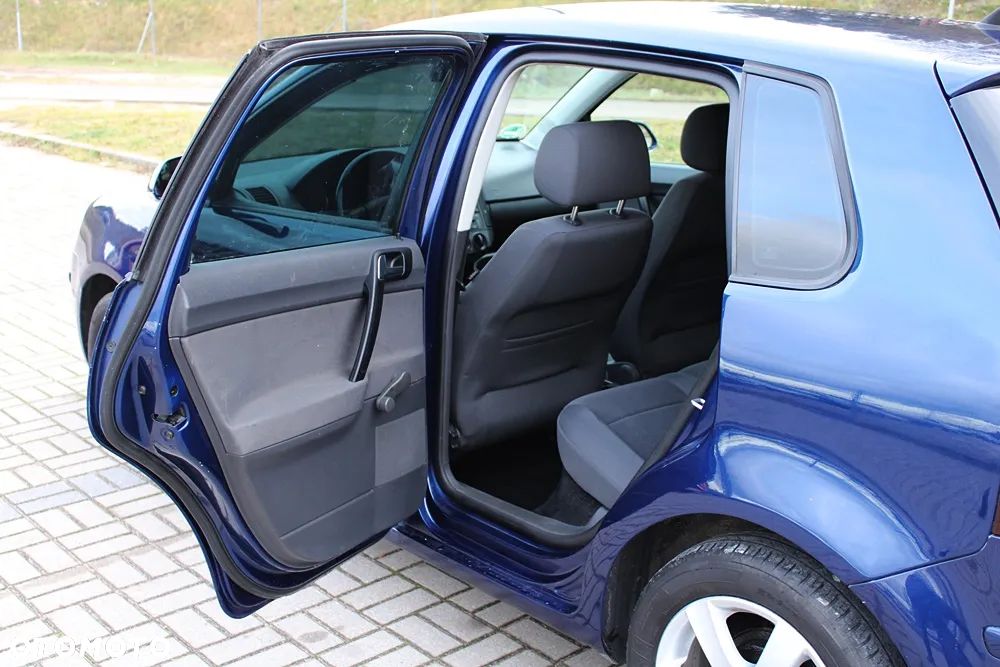 Volkswagen Polo 1.4 Comfortline - 25