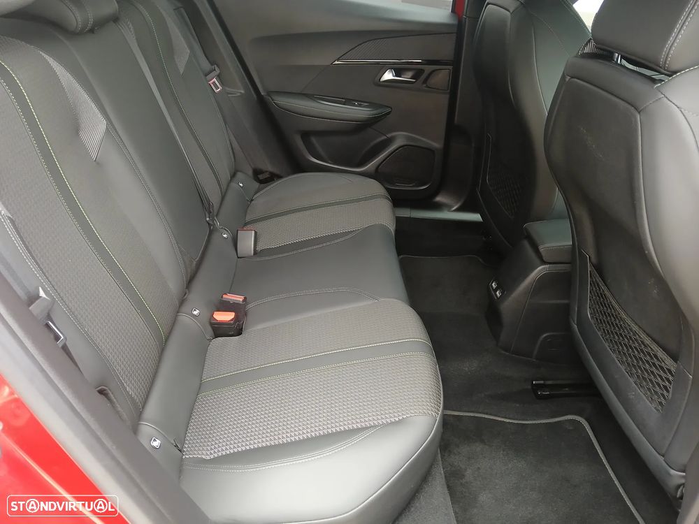 Peugeot e-2008 GT - 22