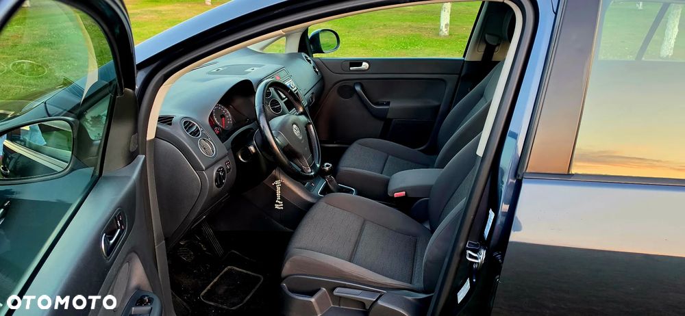 Volkswagen Golf 1.9 TDI DPF Trendline - 11