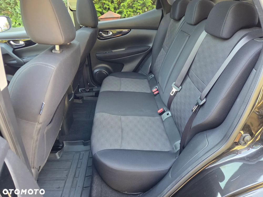 Nissan Qashqai 1.2 DIG-T Tekna Xtronic - 25