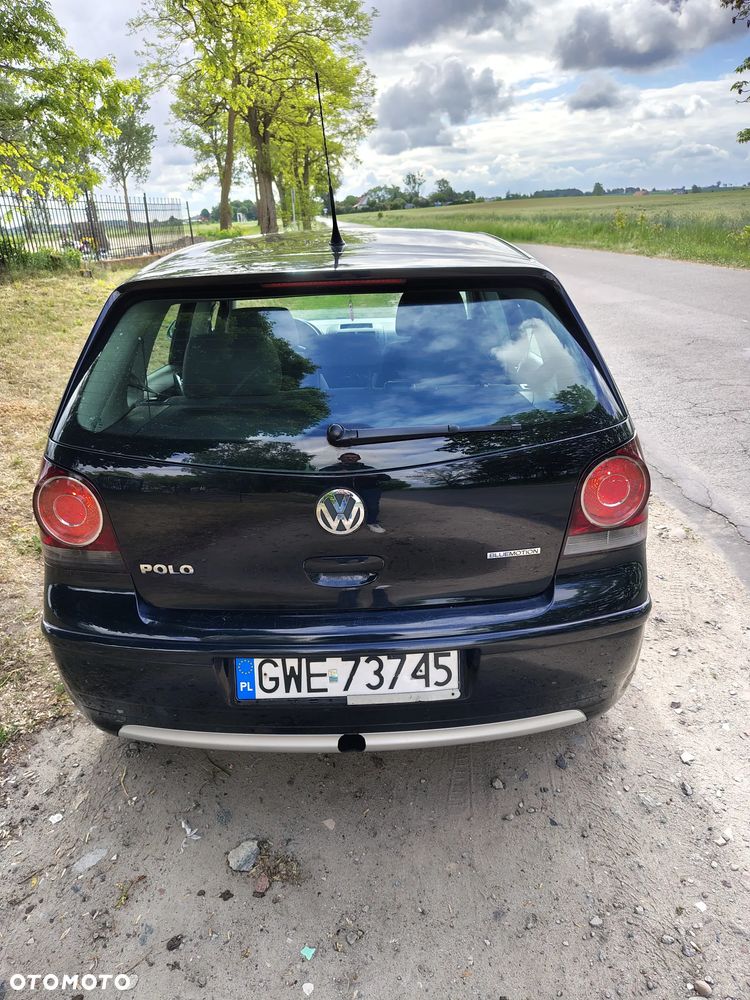 Volkswagen Polo 1.4 TDI Comfortline - 4