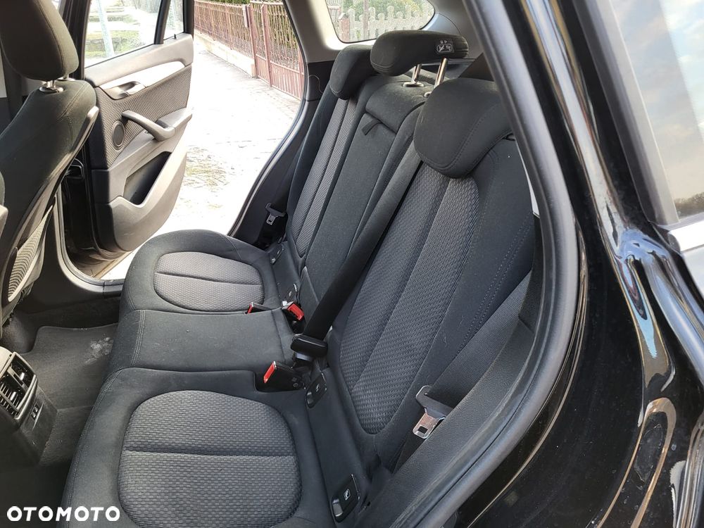 BMW X1 sDrive16d Advantage - 32