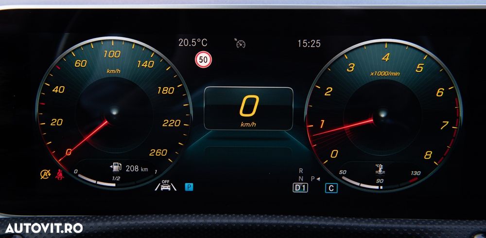 Mercedes-Benz A 220 4Matic 7G-DCT AMG Line - 10