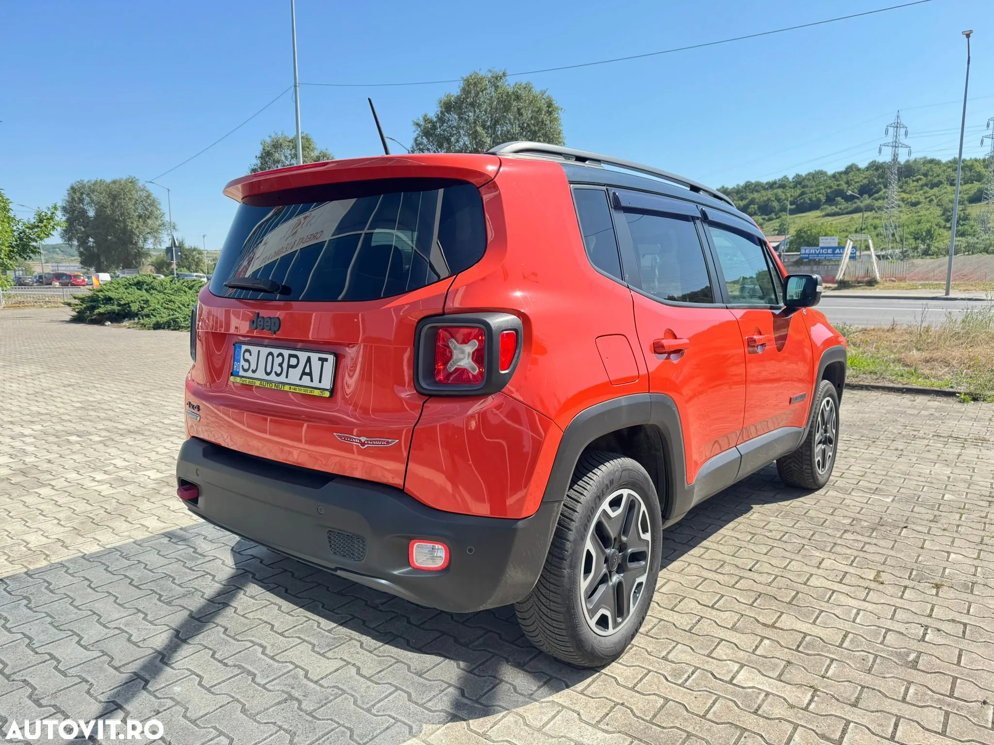 Jeep Renegade 2.0 M-Jet 4x4 Low AT9 Trailhawk - 8