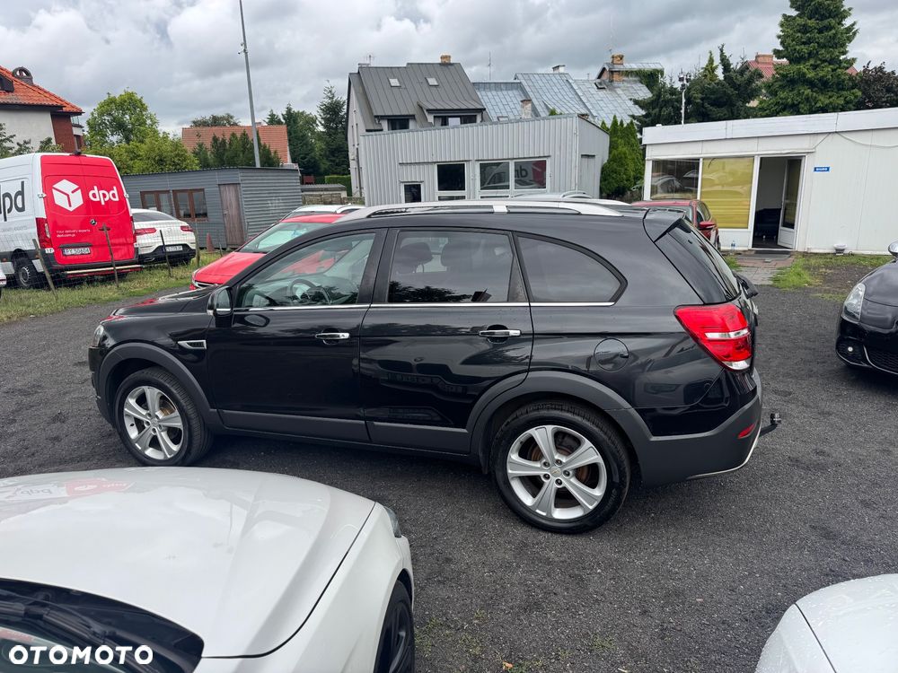 Chevrolet Captiva 2.2 D LTZ - 6