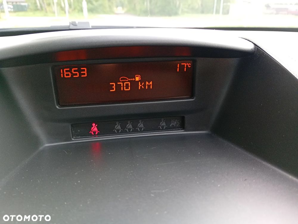 Peugeot 207 1.6 HDi - 17