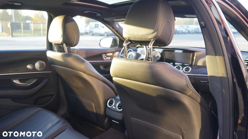 Mercedes-Benz Klasa E - 14