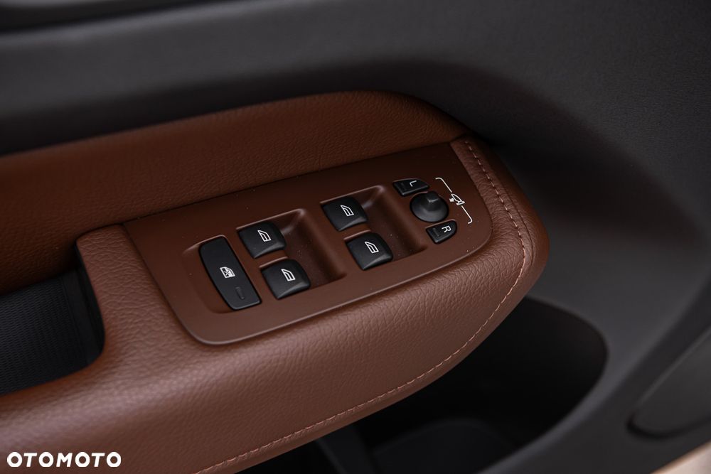 Volvo XC 60 - 17