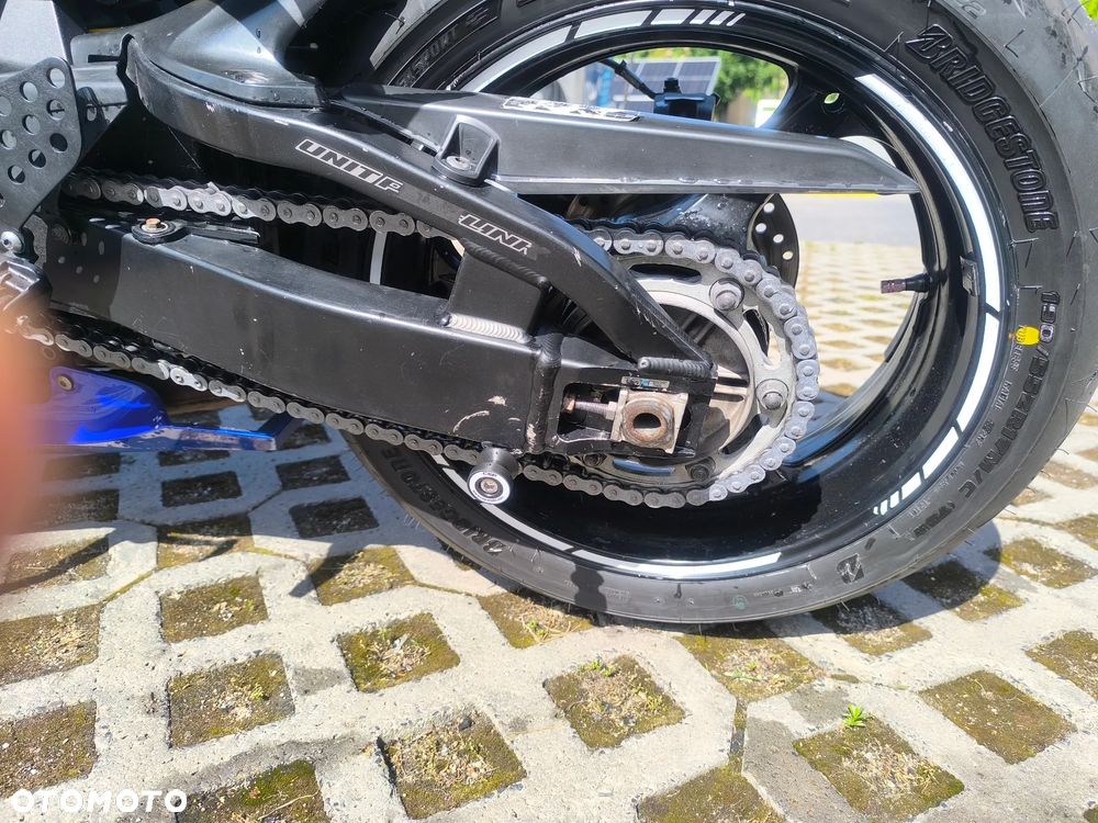 Honda CBR - 8