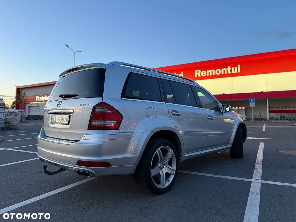 Mercedes-Benz GL 350 BlueTec - 4