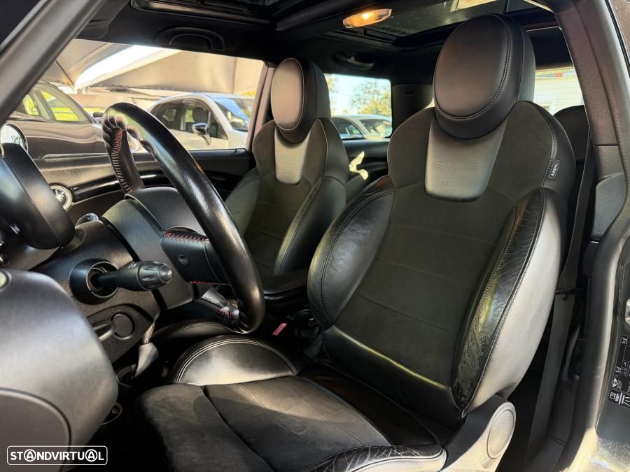 MINI 3 Portas John Cooper Works - 10