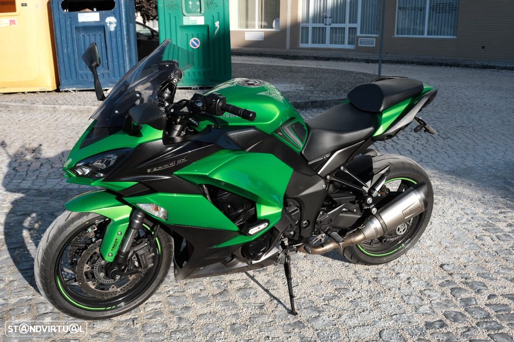 Kawasaki Z Z1000SX - 2