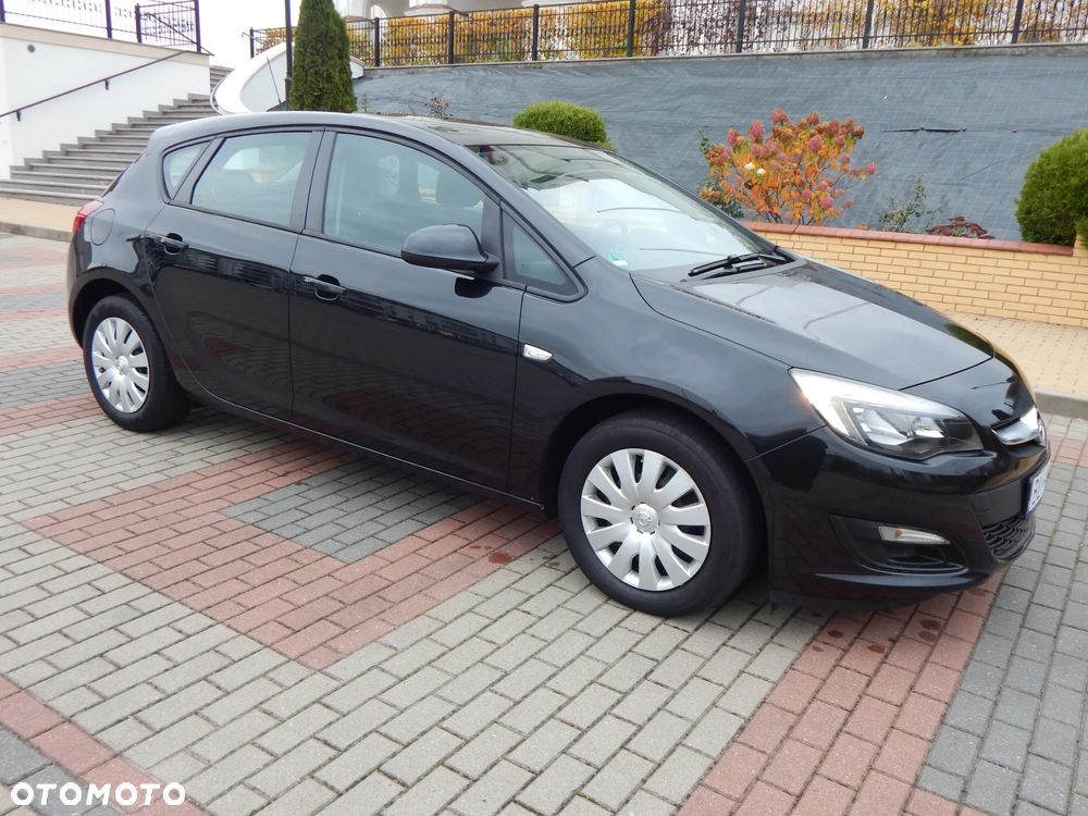 Opel Astra 1.6 Enjoy - 10