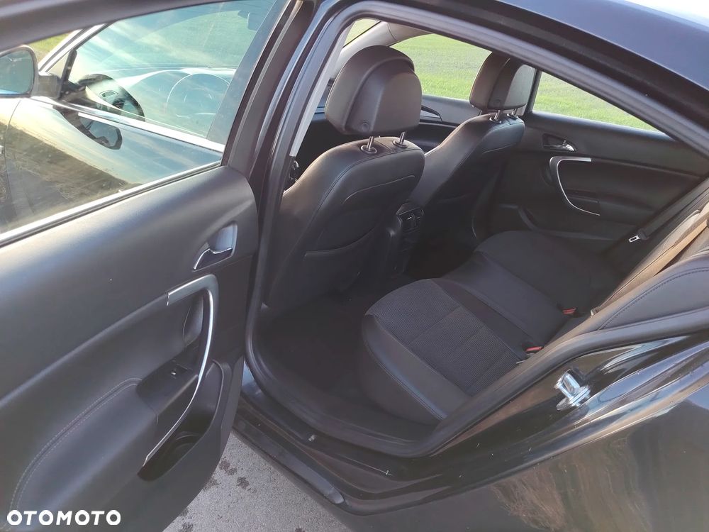 Opel Insignia 2.0 CDTI - 13