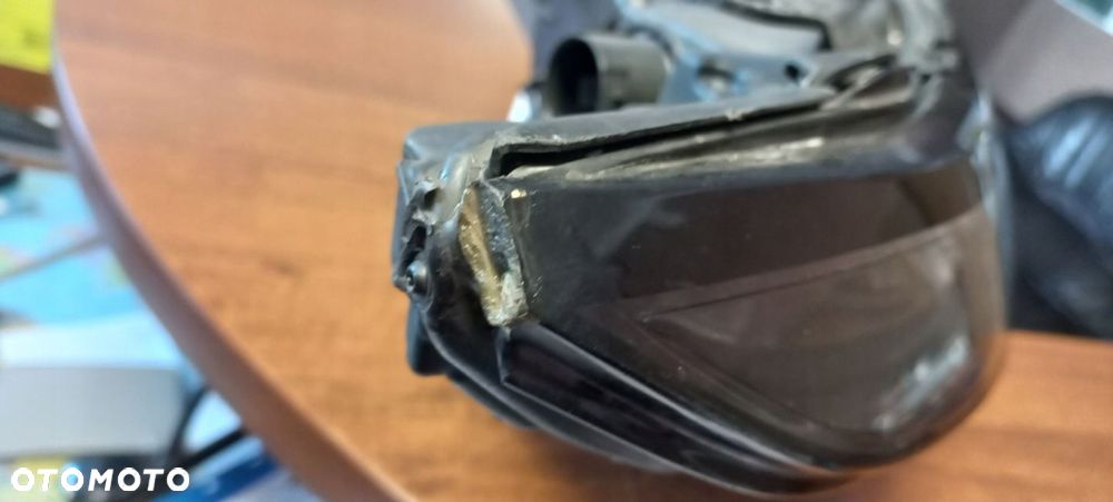 LAMPA PRZEDNIA PRAWA RANGE ROVER EVOQUE XENON GJ32-13W029EA - 3