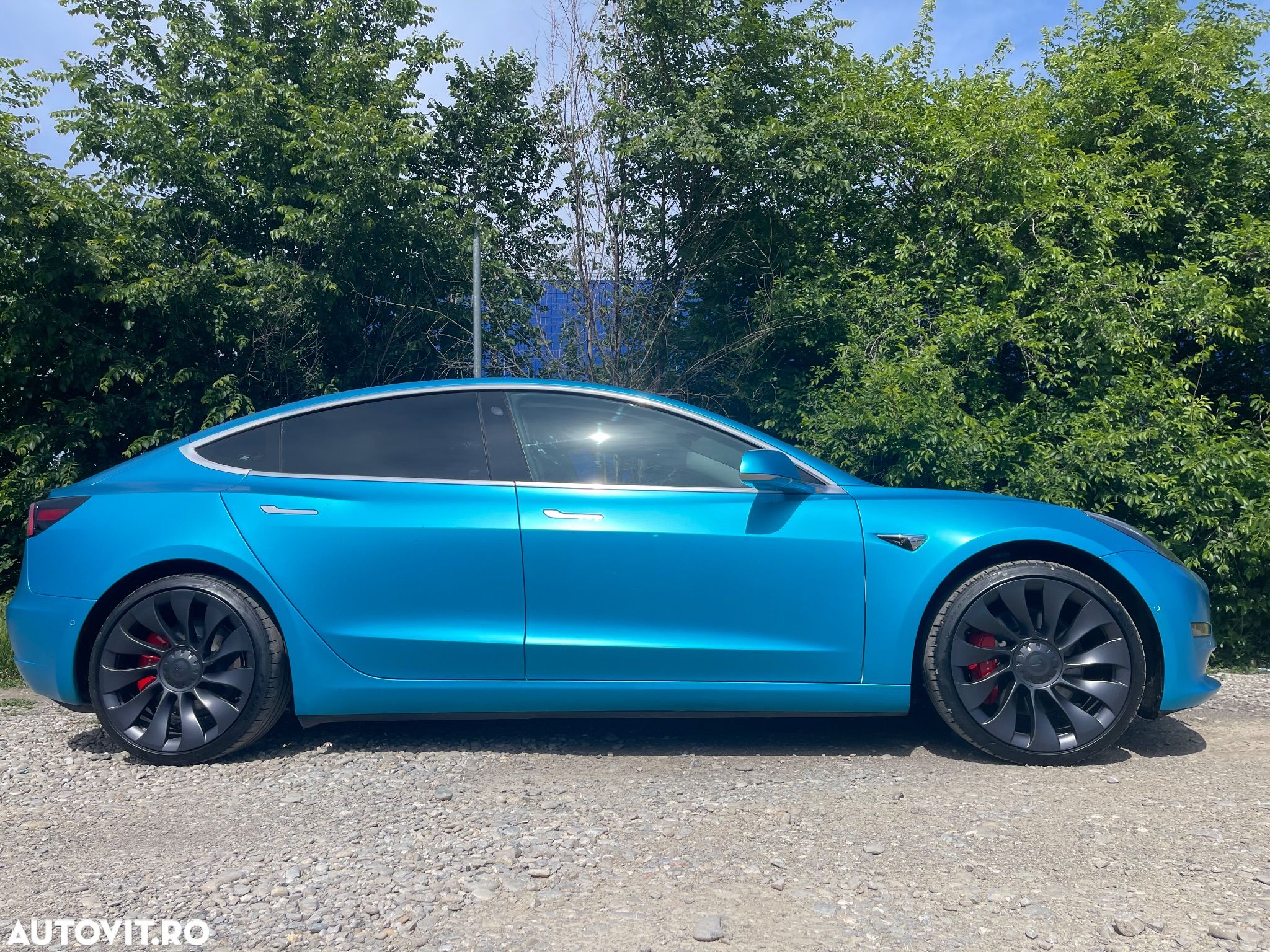 Tesla Model 3 - 1